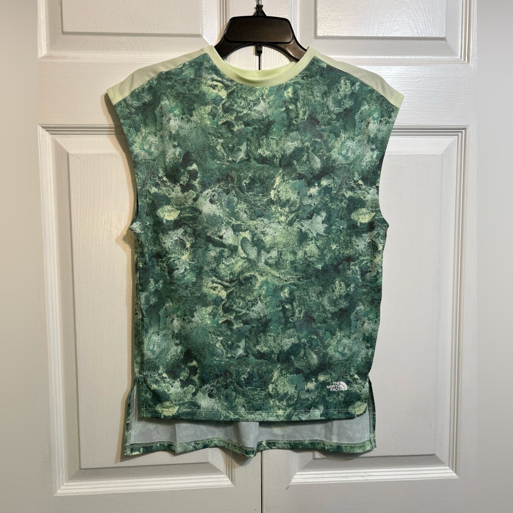 NWT The North Face Muscle Tee Size XS Small Dawn Dream Performance T Shirt Green